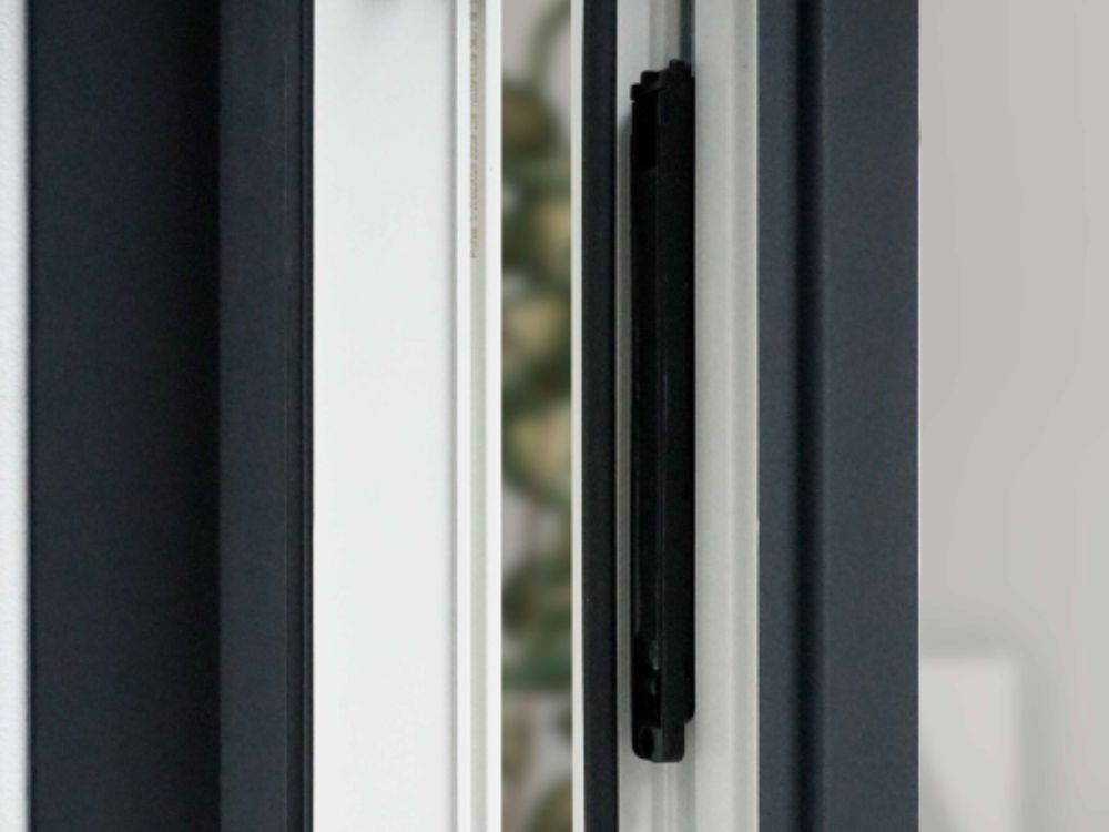 emplacement du capteur isecure dans la fenetre